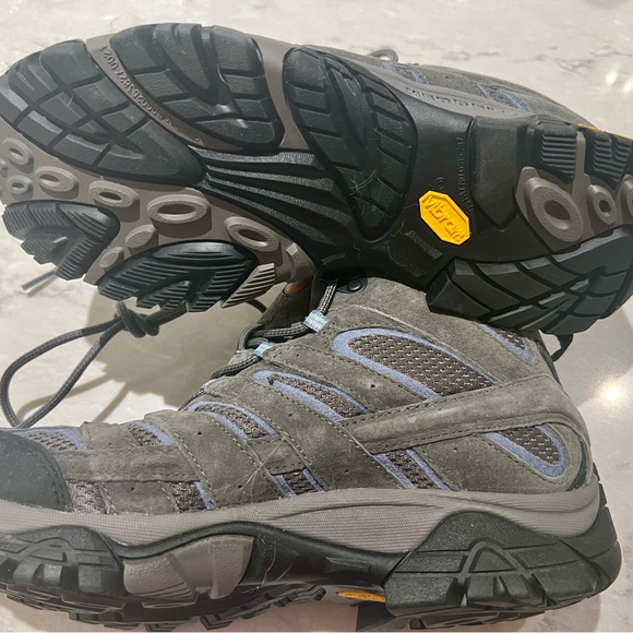 Merrell Women’s Moab Waterproof Leather/Mesh Hiking Boots Size 11 Vibram sole - Picture 4 of 8